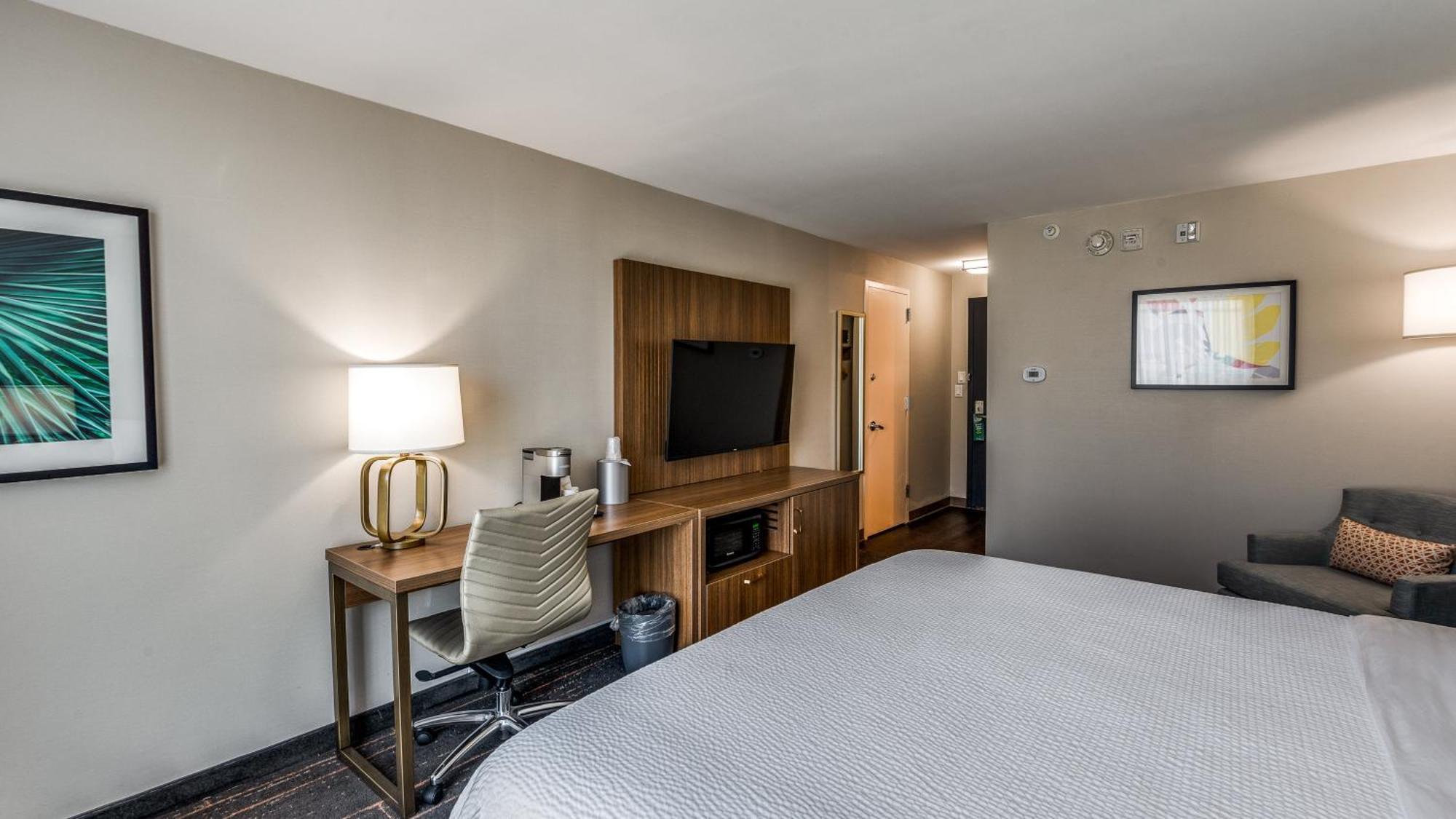 Holiday Inn Dallas Market Ctr Love Field By Ihg Buitenkant foto