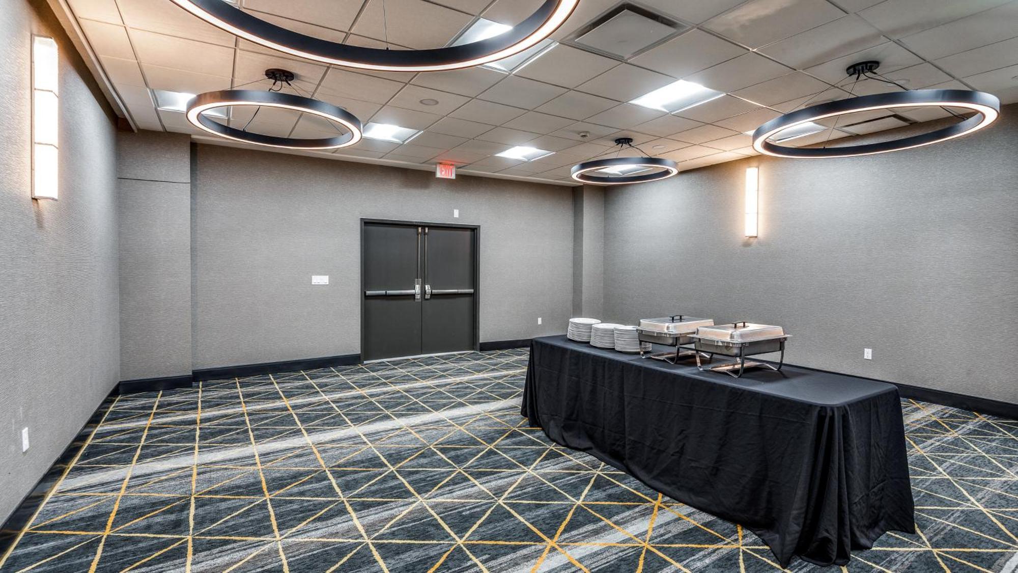 Holiday Inn Dallas Market Ctr Love Field By Ihg Buitenkant foto